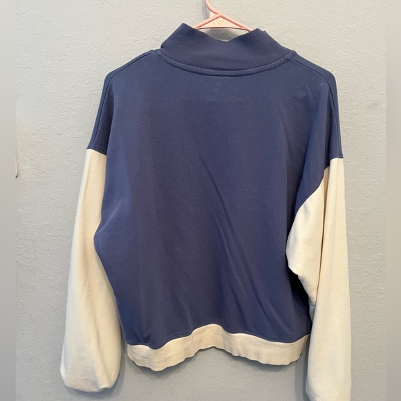 Champion women’s pullover - Picture 3 of 3